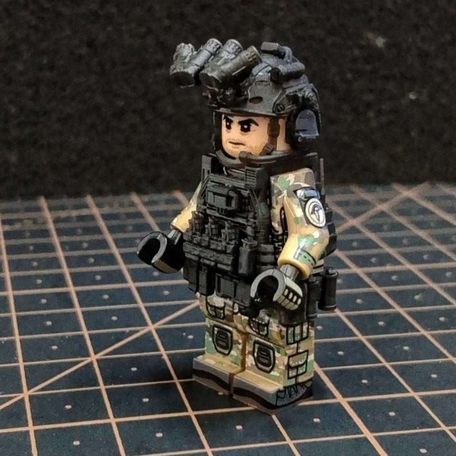 FAST Helmet Bulk Pack for Brick Minifigures